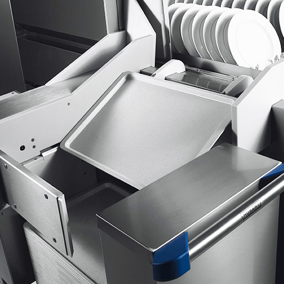 Automatisierte Tablettstapelungseinheit aus Edelstahl für Bandspülmaschinen, optimiert für effiziente Abläufe und hygienische Reinigung in Großküchen und Gastronomie.