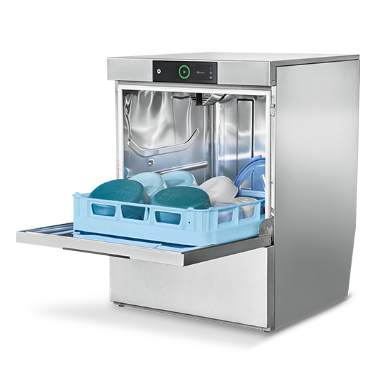 HOBART Untertischspülmaschine aus Edelstahl mit geöffnetem Türbereich und Spülkorb, beladen mit Tellern und Schalen, ausgestattet mit modernem Bedienpanel und energieeffizienter Technik für Gastronomie und Großküchen.