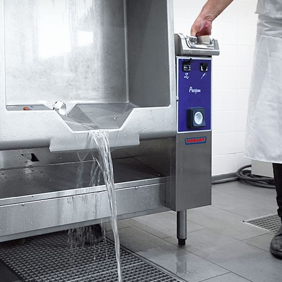 HOBART Precipan, multifunktionales Kochgerät aus Edelstahl für die Gastronomie, mit kippbarer Wanne zum sicheren Abschütten von Flüssigkeiten, ergonomische Bedienung, ideal für Braten, Schmoren und Kochen in Großküchen, hygienisch und leicht zu reinigen.